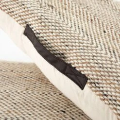 Eowyn Pouf-Set Heathered Wool - Eowyn Natural, Black 12 Eowyn Pouf-Set Heathered Wool - Eowyn Natural, Black -France and So Furniture 108797 001 DET 3