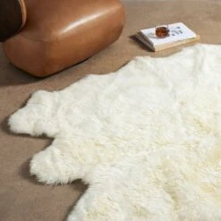 Leon Lambskin Rug - White Lambskin -France and So Furniture 223281 008 ESS 1 144ee365 f2f6 4ff5 8cb7 ee4fa3efdce3