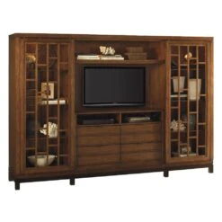 Point Break Entertainment Chest - Bali