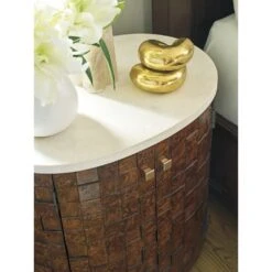 Lexington Morella Oval Nightstand 8 Lexington Morella Oval Nightstand -France and So Furniture 743 623 det