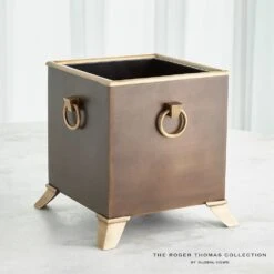 Via Margutta Metal Planter