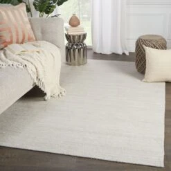 Arden Handmade Solid Ivory/ Light Gray Area Rug (2'X3') -France and So Furniture BRV03 4 efbb7059 dfe2 4627 8985 74933ede0de5