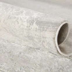 Kikon Damask Ivory/ Gray Round Area Rug (7'10" RND) -France and So Furniture CIQ18 5 7bf647c9 17f2 46d4 8ed1 b4c0fdc18a38