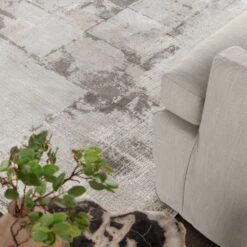 Pipitsa Abstract Cream/ Taupe Area Rug (6'7"X9'6") -France and So Furniture CIQ44 11 f0a64926 b8d0 4463 b8af 0acdfbaea430