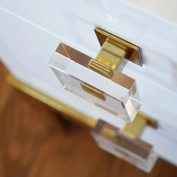 Cosby - Four Drawer Desk In White Lacquer With Brass Base 3 Cosby - Four Drawer Desk In White Lacquer With Brass Base - Image 3