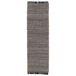 Tobias Solid Black/ Rust Area Rug (2'X3')