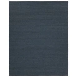 Ryanne Handmade Solid Blue Area Rug (6'X9')