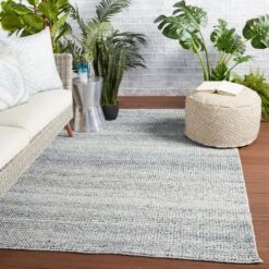 Arise Solid Blue/ White Area Rug (2'X3') -France and So Furniture RBC08 4 f3f890ec 11f4 4e40 9c7c 6861c767626b