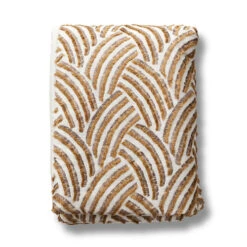 Trevi Throw -France and So Furniture Trevi Silo THTEK GLD SIL 2 500x500 crop center 2d796e20 8ff7 4ef0 8904 9747b07d263c