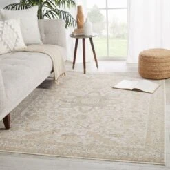 Bodhi Medallion Cream/ Light Gray Runner Rug (2'6"X8') -France and So Furniture VNE06 4 9decc961 9fb3 4315 b6e4 b161d91608aa