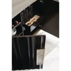 Triumph Sideboard -France and So Furniture cla 021 683 detail2