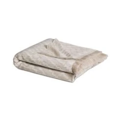 Santa Wool Throw -France and So Furniture dm tho 04 4b