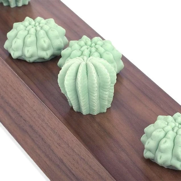 Resin Cactus Centerpiece Wall Play™ 3 Resin Cactus Centerpiece Wall Play™ - Image 3
