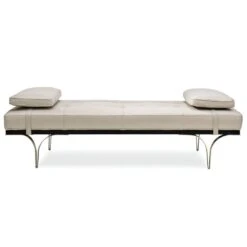 Faceoff Daybed