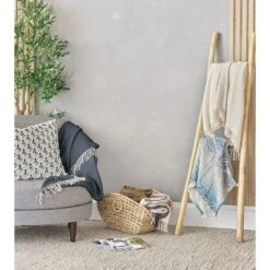 Aretha Throw -France and So Furniture st tho 03 2b