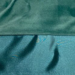 Duchess Velvet Throw -France and So Furniture swatchduchessvelvetlagoon lg 500x500 crop center 73a0d458 2ca1 4b02 866f 7c39b362f210